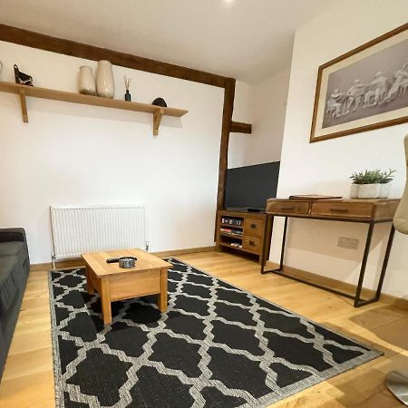 Immaculate Barn Annexe Close To Stansted Airport غريت دنمو المظهر الخارجي الصورة