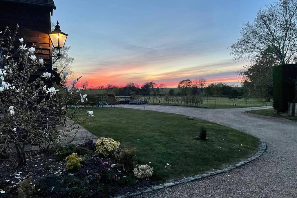 Immaculate Barn Annexe Close To Stansted Airport غريت دنمو المظهر الخارجي الصورة